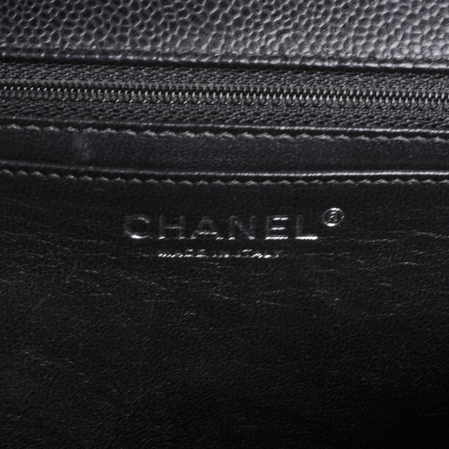 Caviar Maxi Single Flap Black
