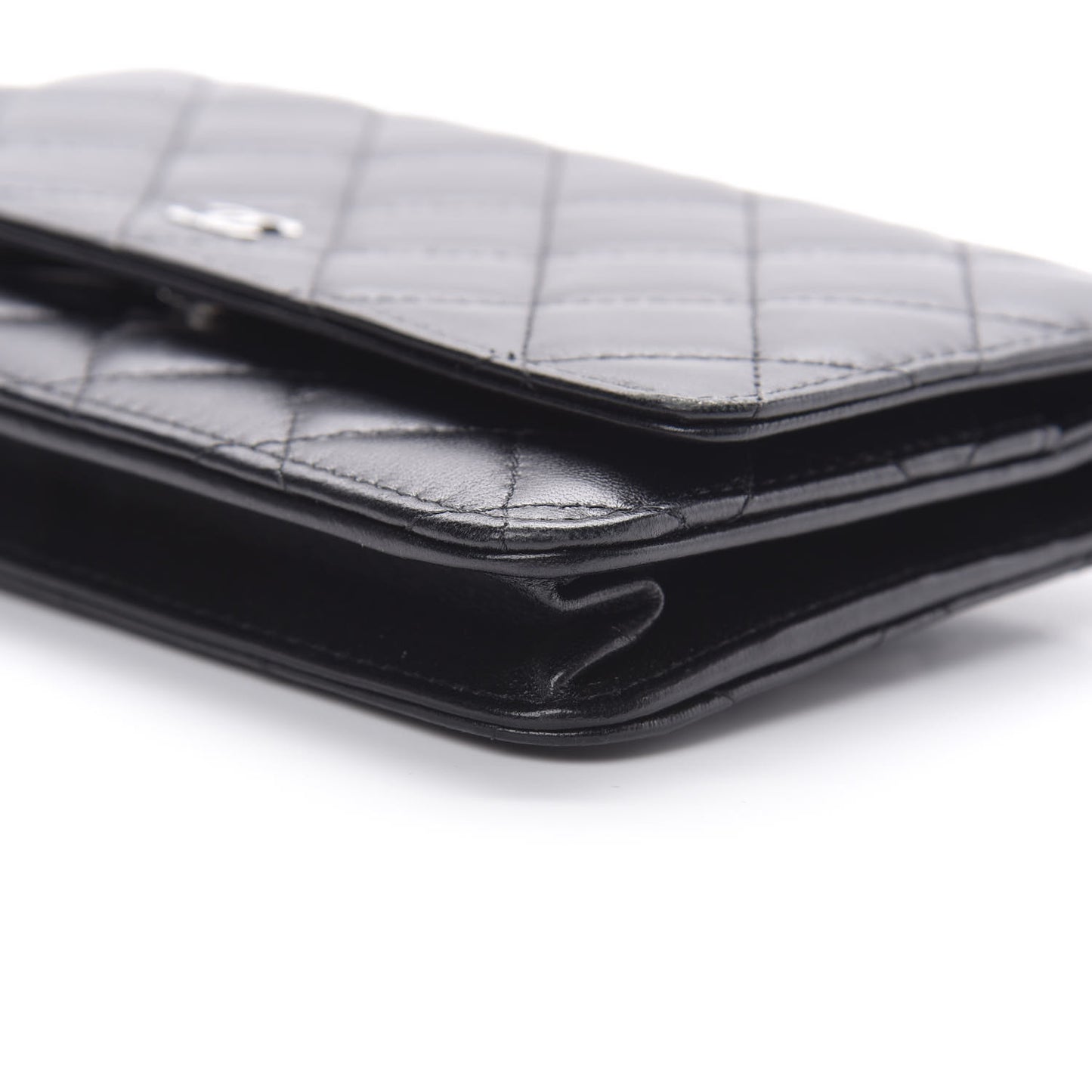 Lambskin Quilted Wallet On Chain WOC Black