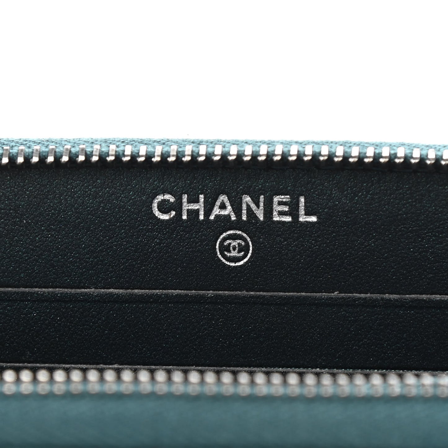 Iridescent Caviar Quilted Medium Filigree Zip Around Wallet Dark Turquoise
