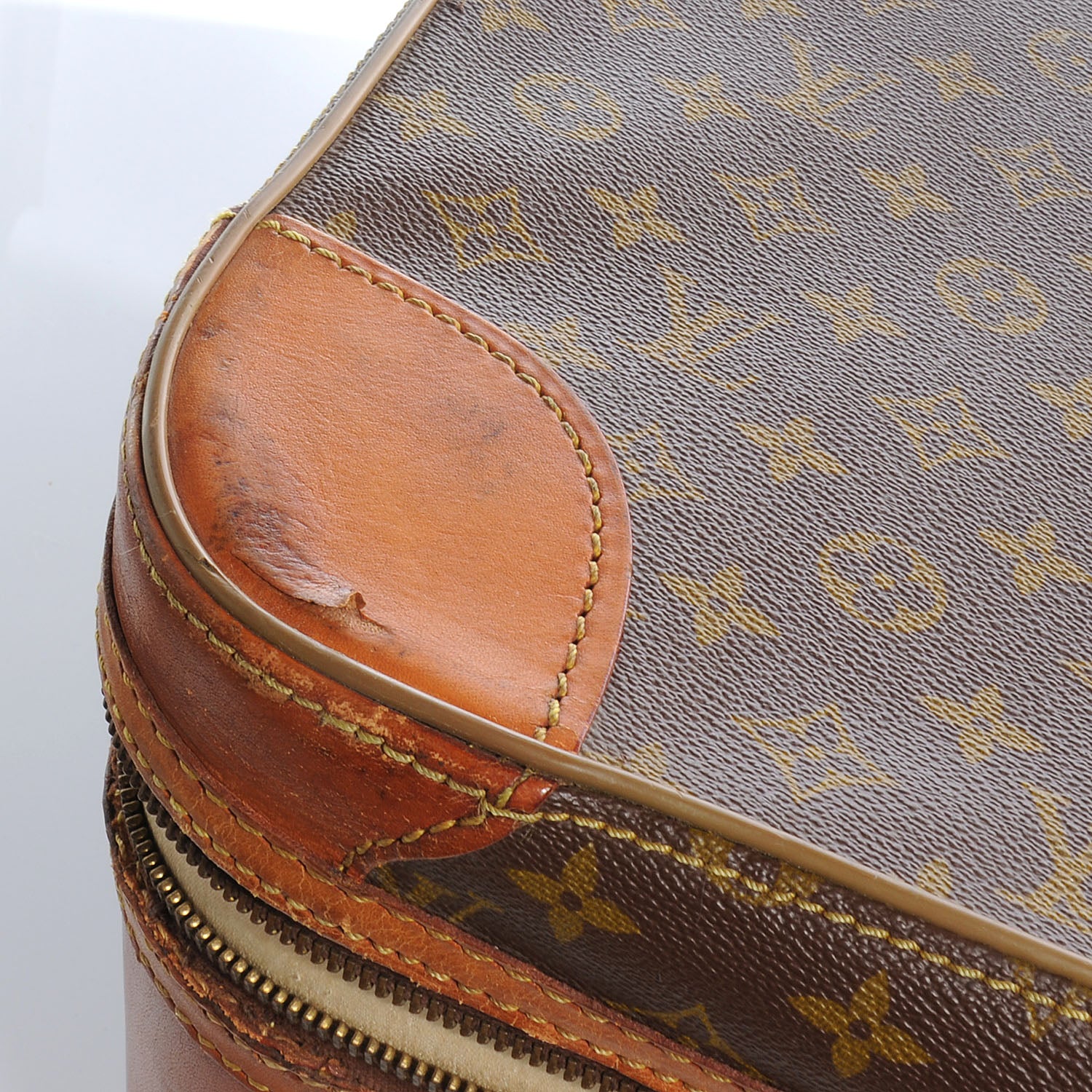 Louis Vuitton Monogram Stratos 80 10 of 17