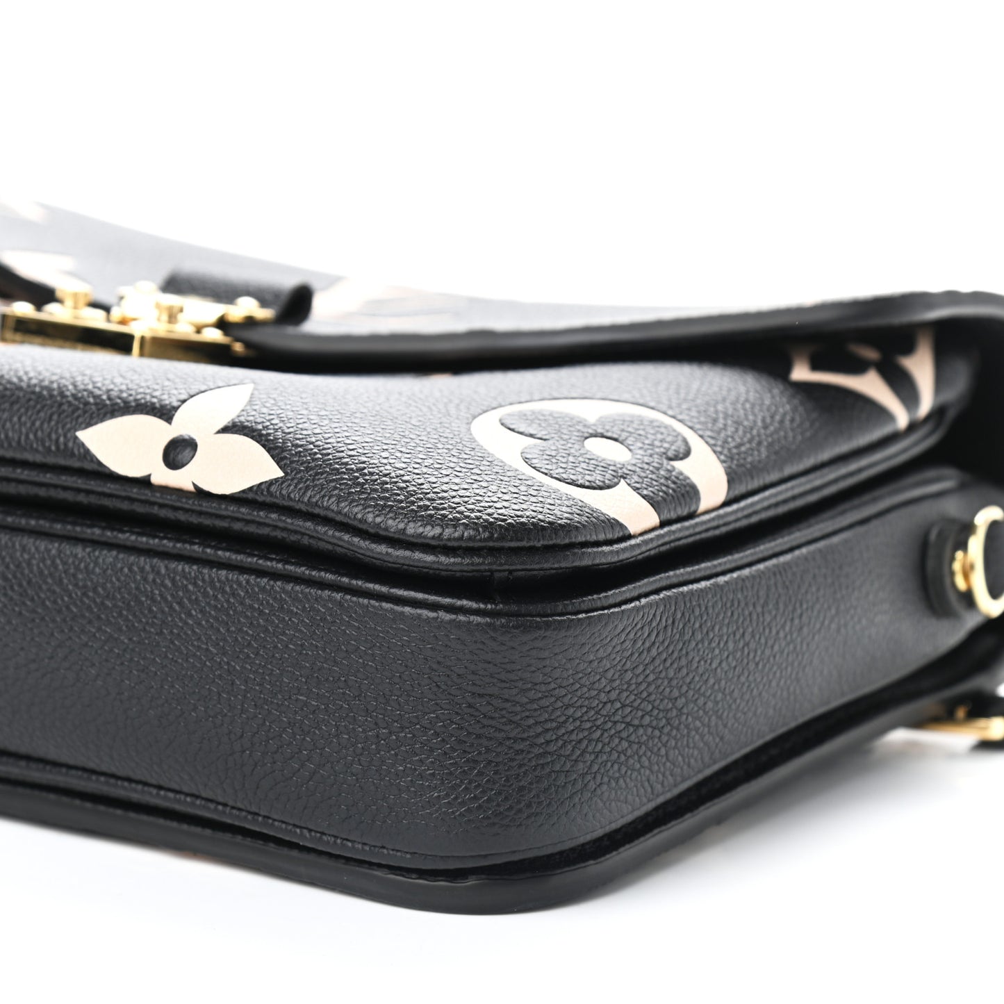 Empreinte Monogram Giant Pochette Metis Black Beige