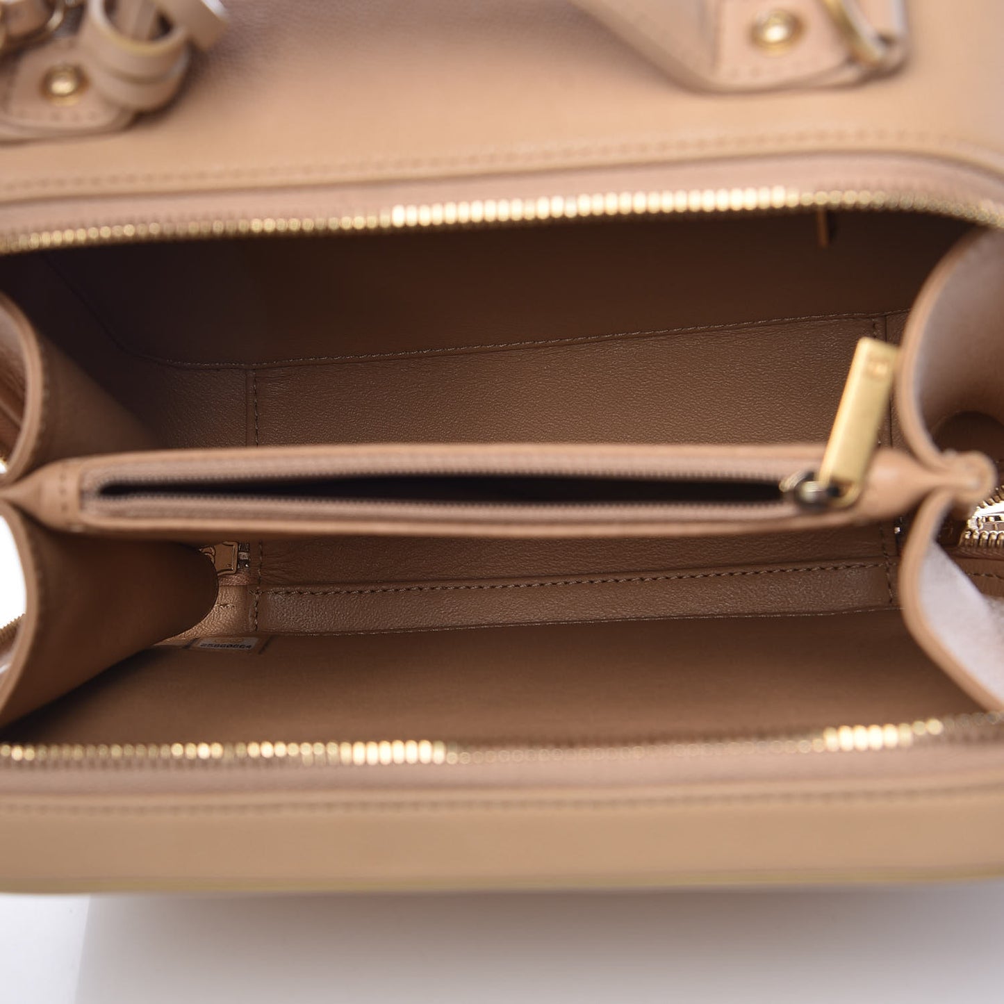 Caviar Quilted Medium CC Filigree Vanity Case Beige