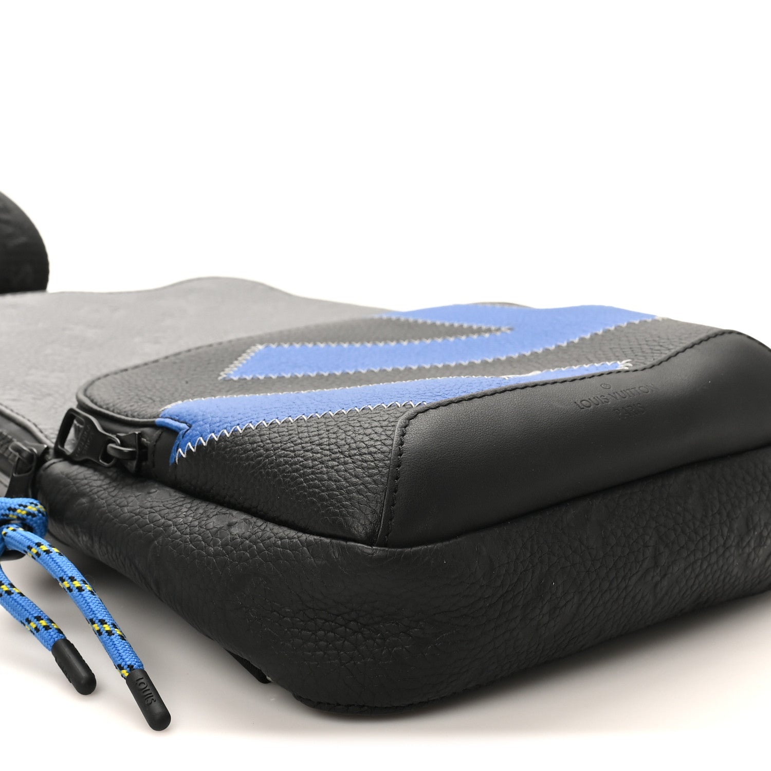 Louis Vuitton Empreinte Avenue Sling Bag Grey Blue 8 of 9