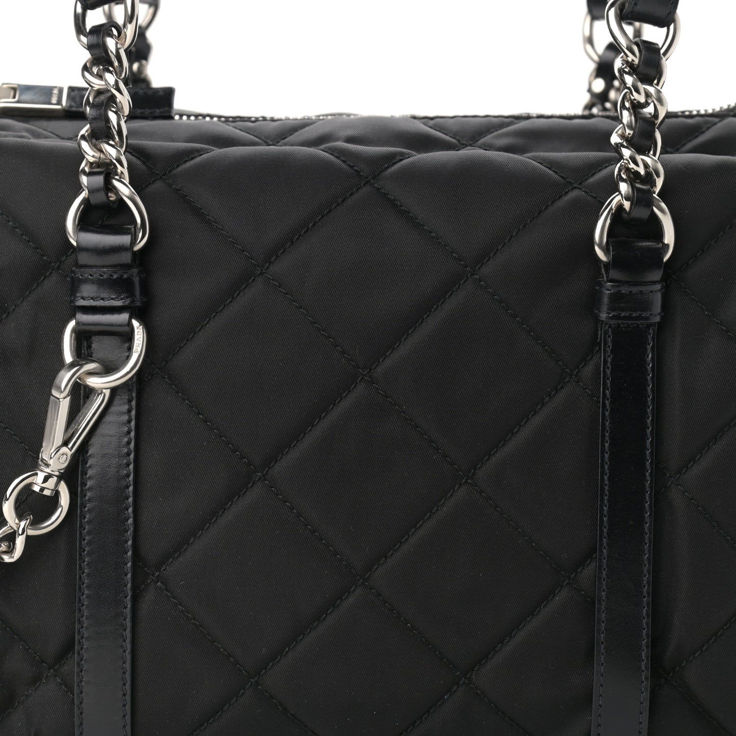 Nylon Tessuto Quilted Chain Shoulder Bag Black