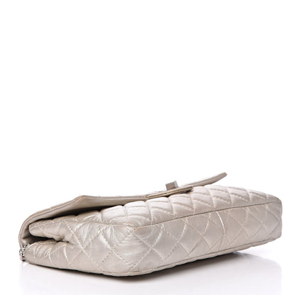 Chanel Metallic Calfskin Quilted 2.55 Reissue Clutch Silver 4 of 25