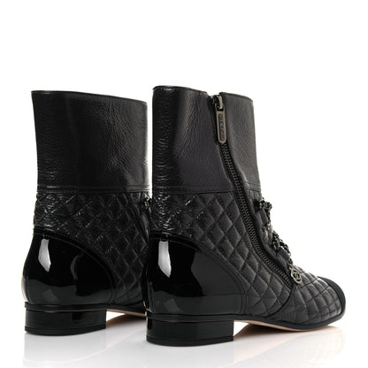 Chanel Glazed Deerskin Grosgrain Quilted Cap Toe Chain Boots 38.5 Grey Black 4 of 8