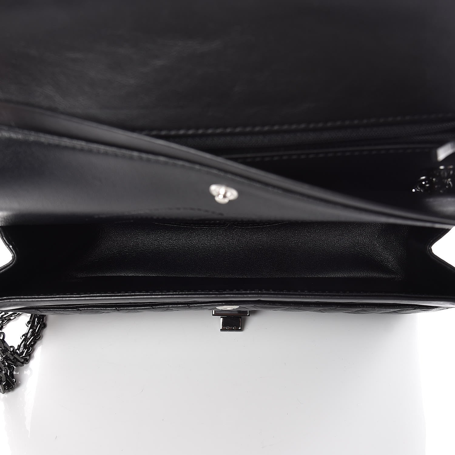 Chanel Aged Calfskin Chevron Quilted 2.55 Reissue 225 Flap So Black 7 of 11