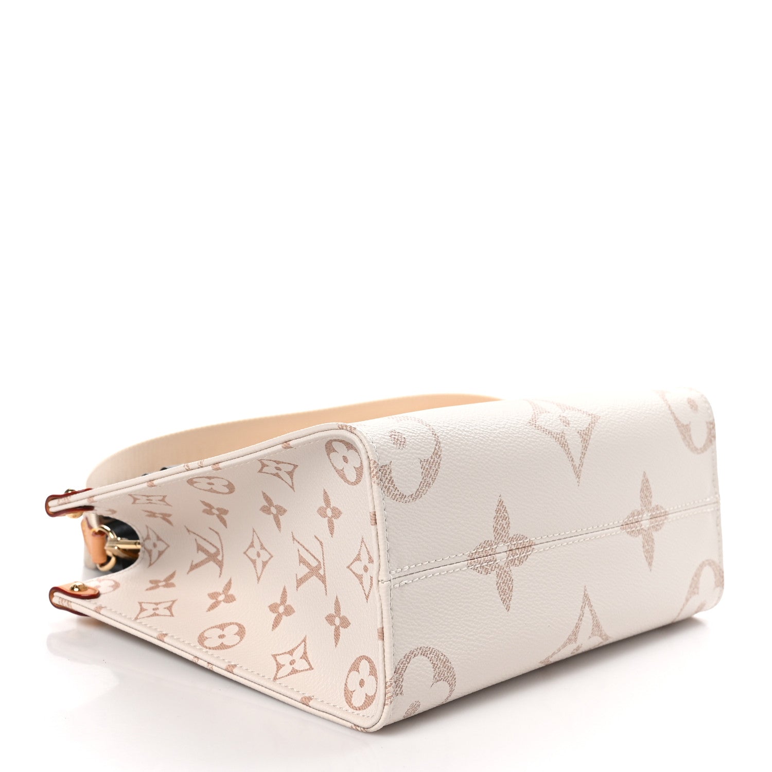 Louis Vuitton Monogram Dune Giant Onthego PM 4 of 9