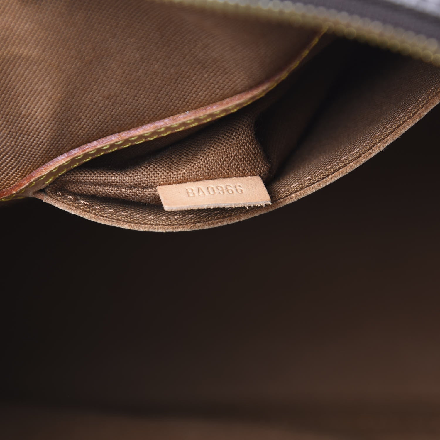 Louis Vuitton Monogram Alma PM 5 of 18