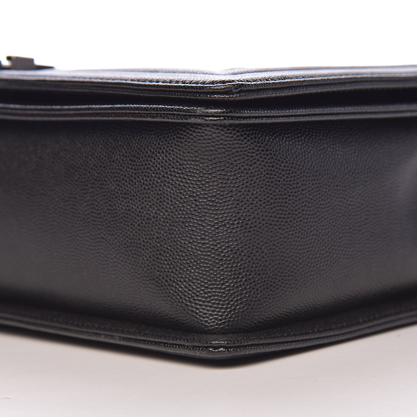 Caviar Quilted Large Boy Flap Black