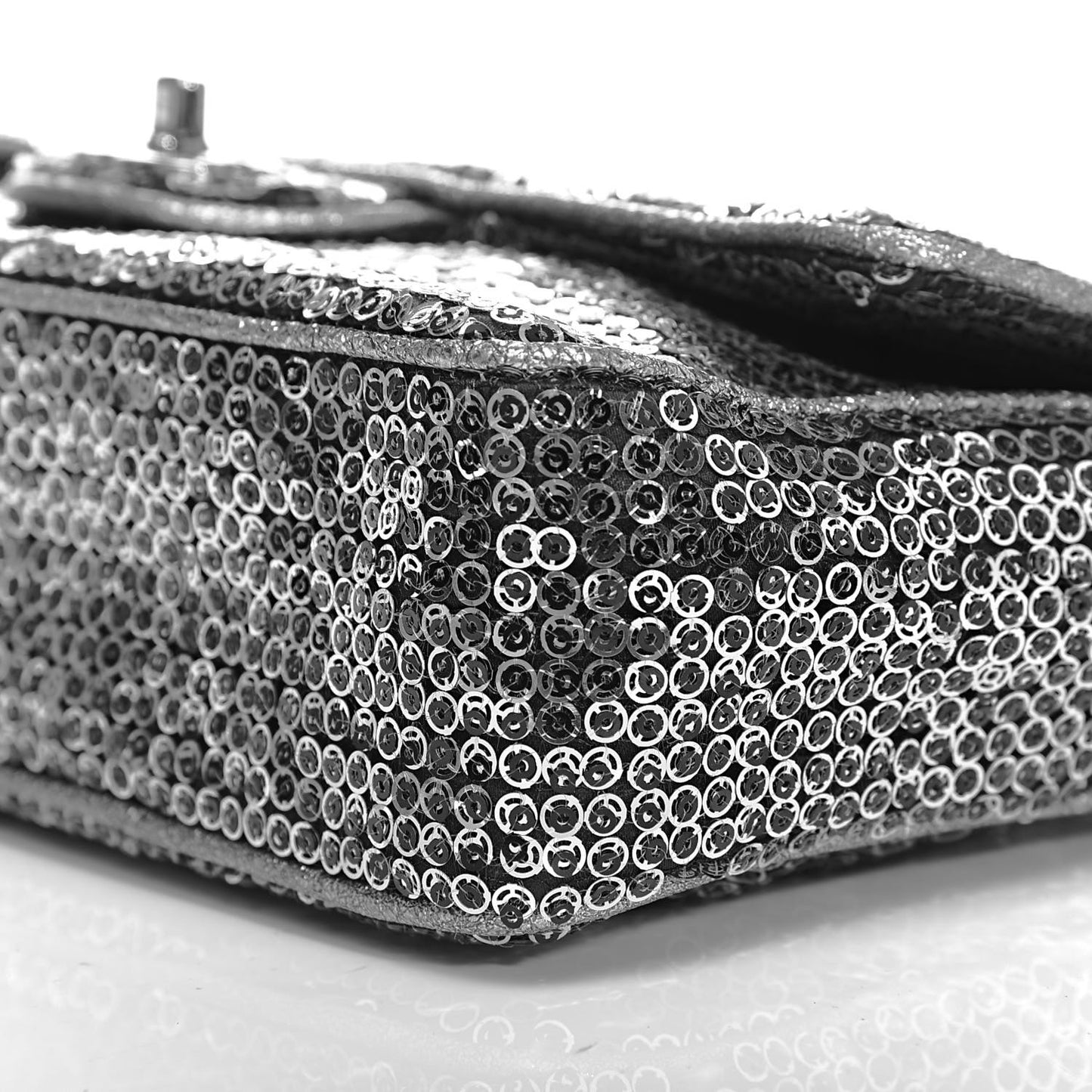 Sequin East West Flap Dark Silver