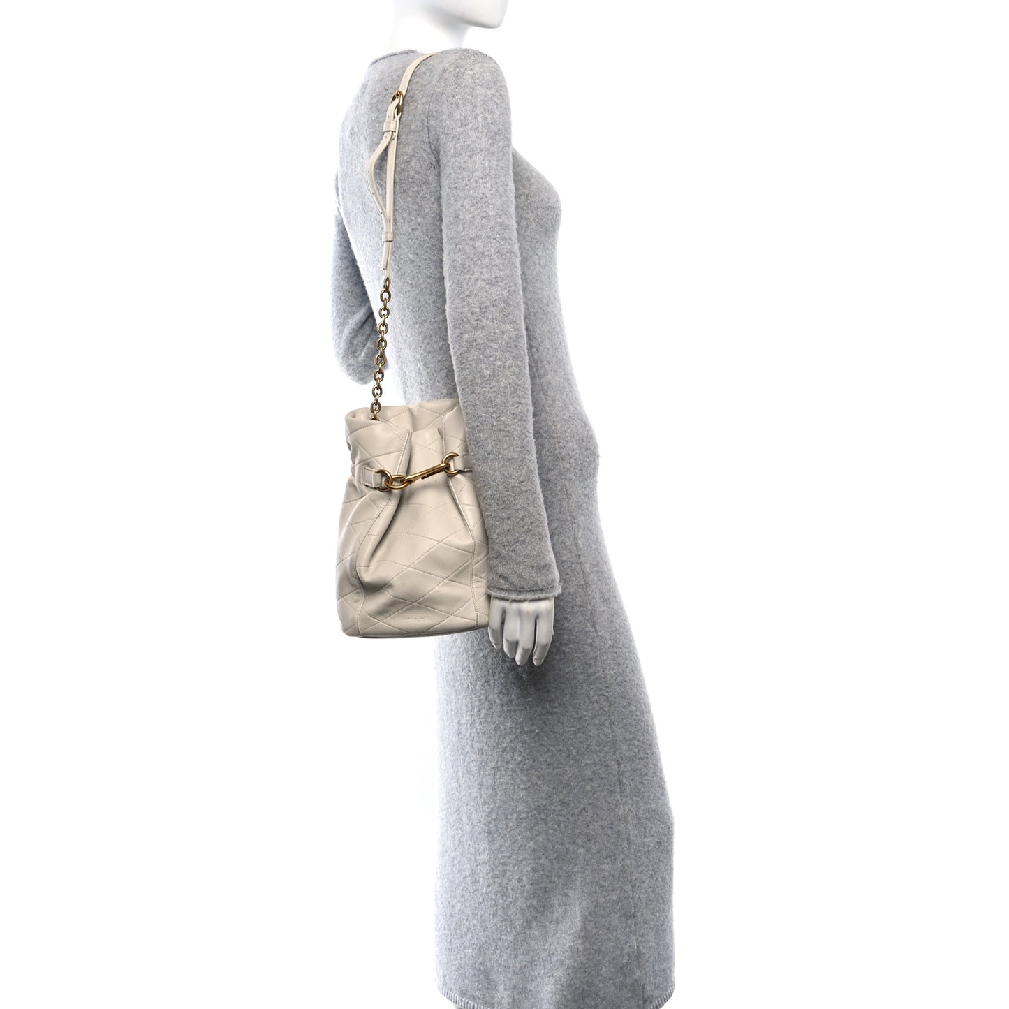 Lambskin Quilted Le Maillon Bucket Bag Crema Soft