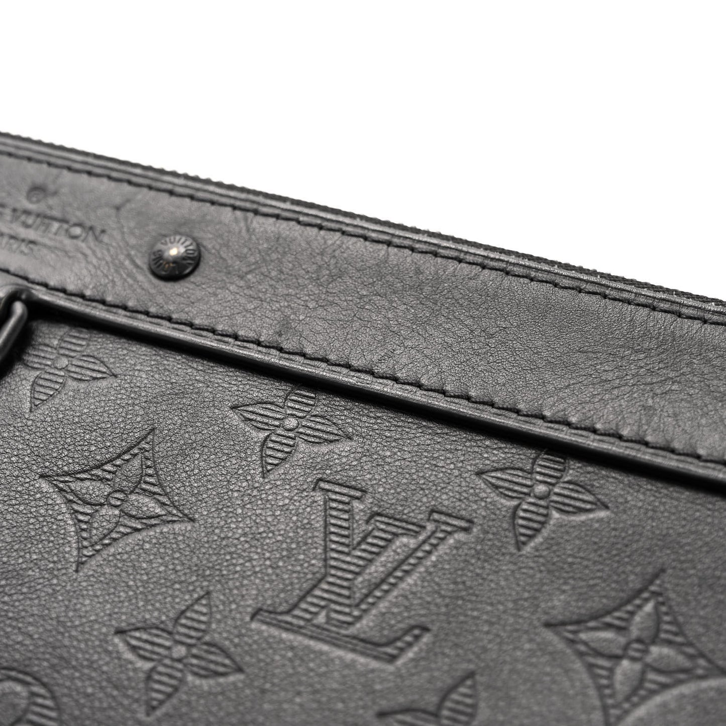 Calfskin Monogram Shadow Discovery Pochette Black