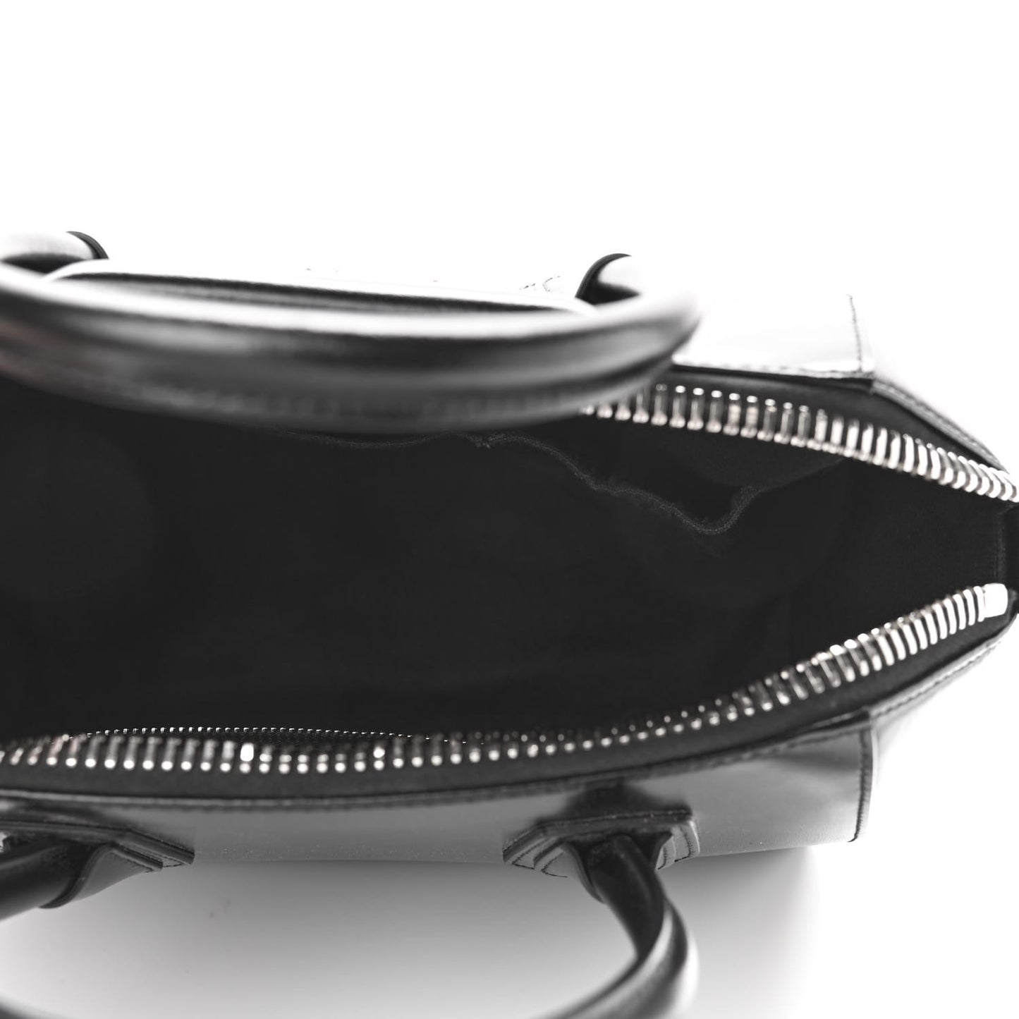 Shiny Lord Calfskin Small Antigona Black
