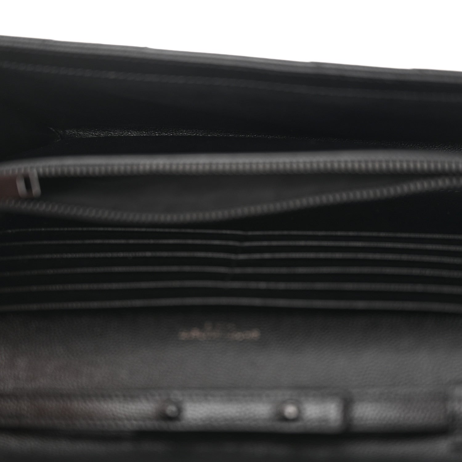 Saint Laurent Grain De Poudre Matelasse Chevron Monogram Monochrome Chain Wallet Black 5 of 14