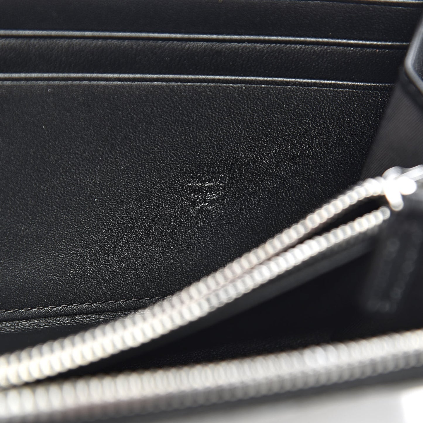 Visetos Large Zip Around Wallet Black