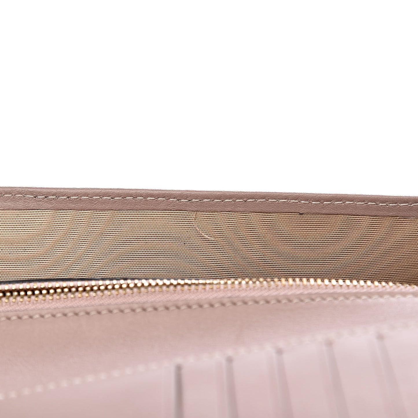 Calfskin Rockstud Wristlet Wallet Poudre
