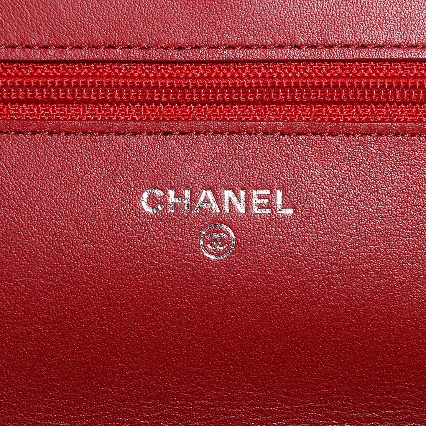 Patent Quilted Brilliant Wallet On Chain WOC Red