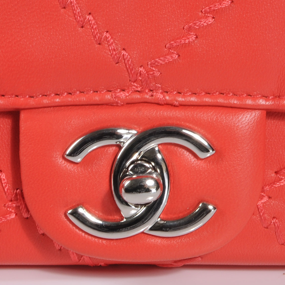 Chanel Calfskin Ultimate Stitch Clutch Flap Red 5 of 9