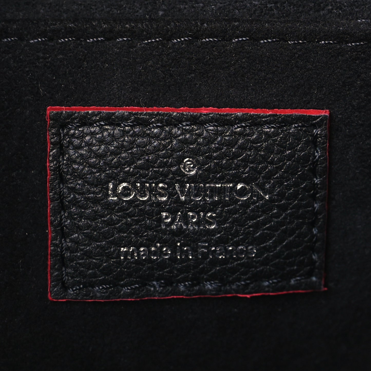 Soft Calfskin My Lockme Rivets Black