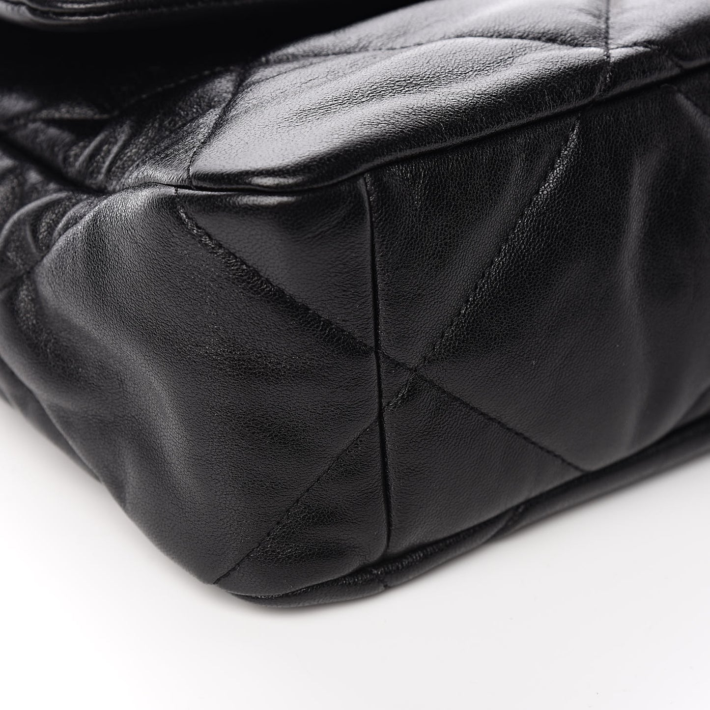 Goatskin Quilted Large 19 Flap Black