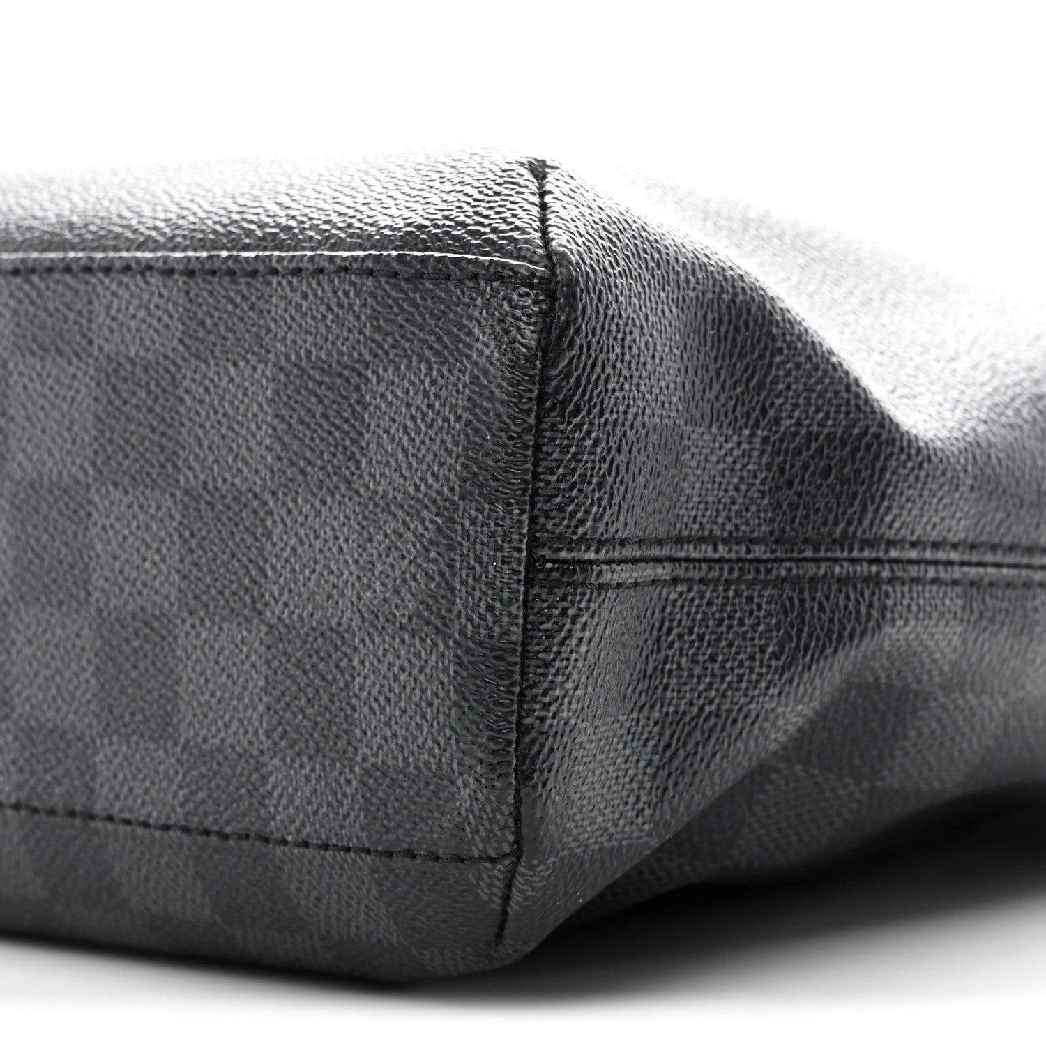 Louis Vuitton Damier Graphite Mick MM 9 of 10