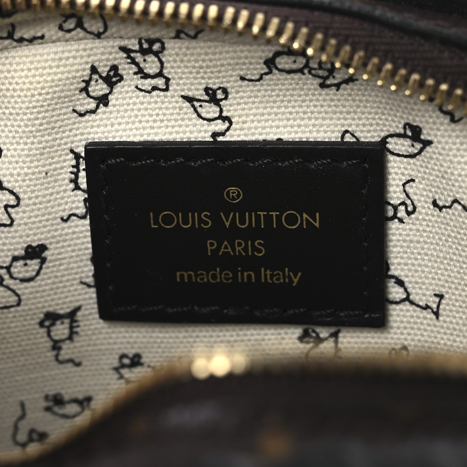 Louis Vuitton Epi Grace Coddington Catogram Chain Pochette Black 6 of 12