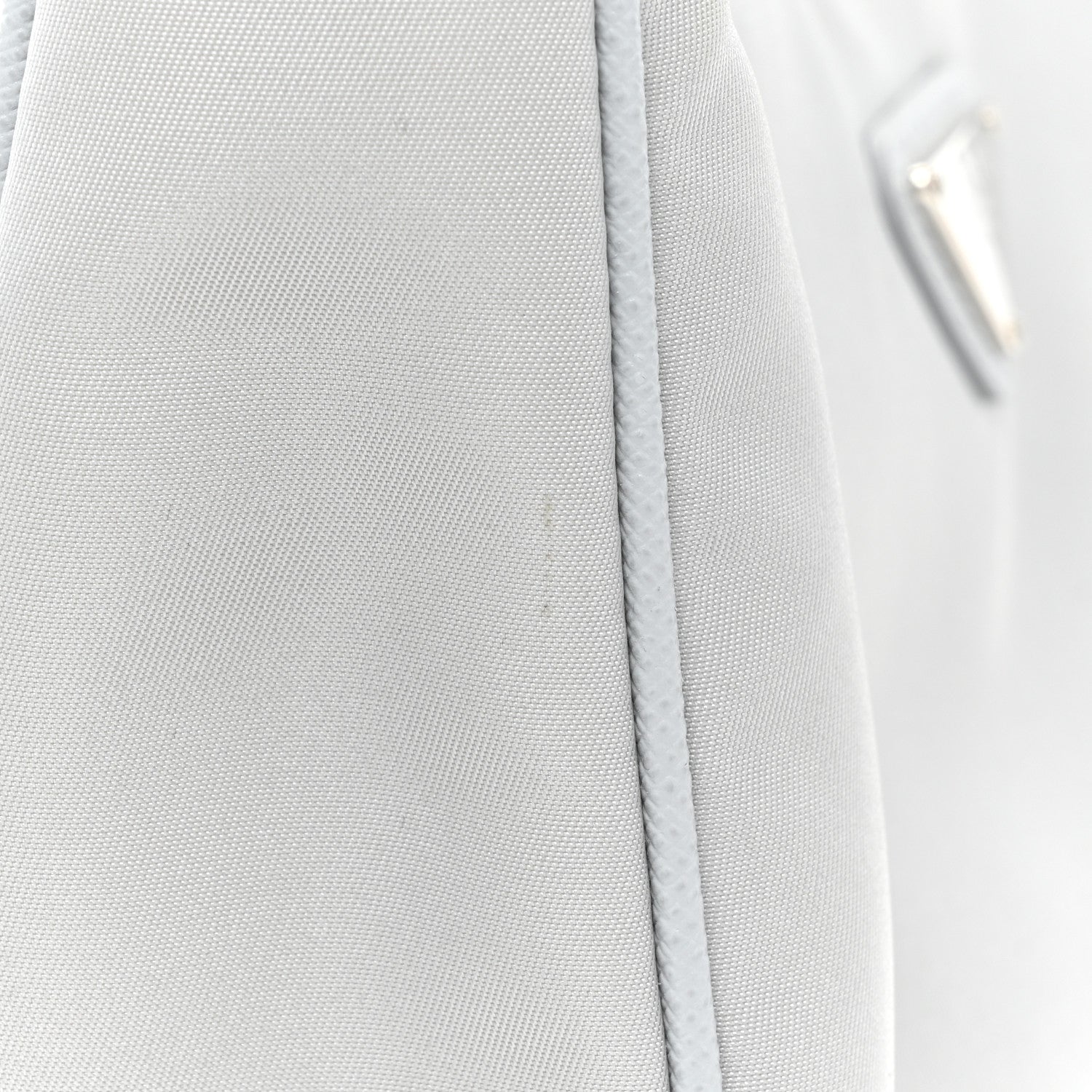 Prada Re-Nylon Saffiano Re-Edition 2005 Shoulder Bag Fiordaliso 11 of 12