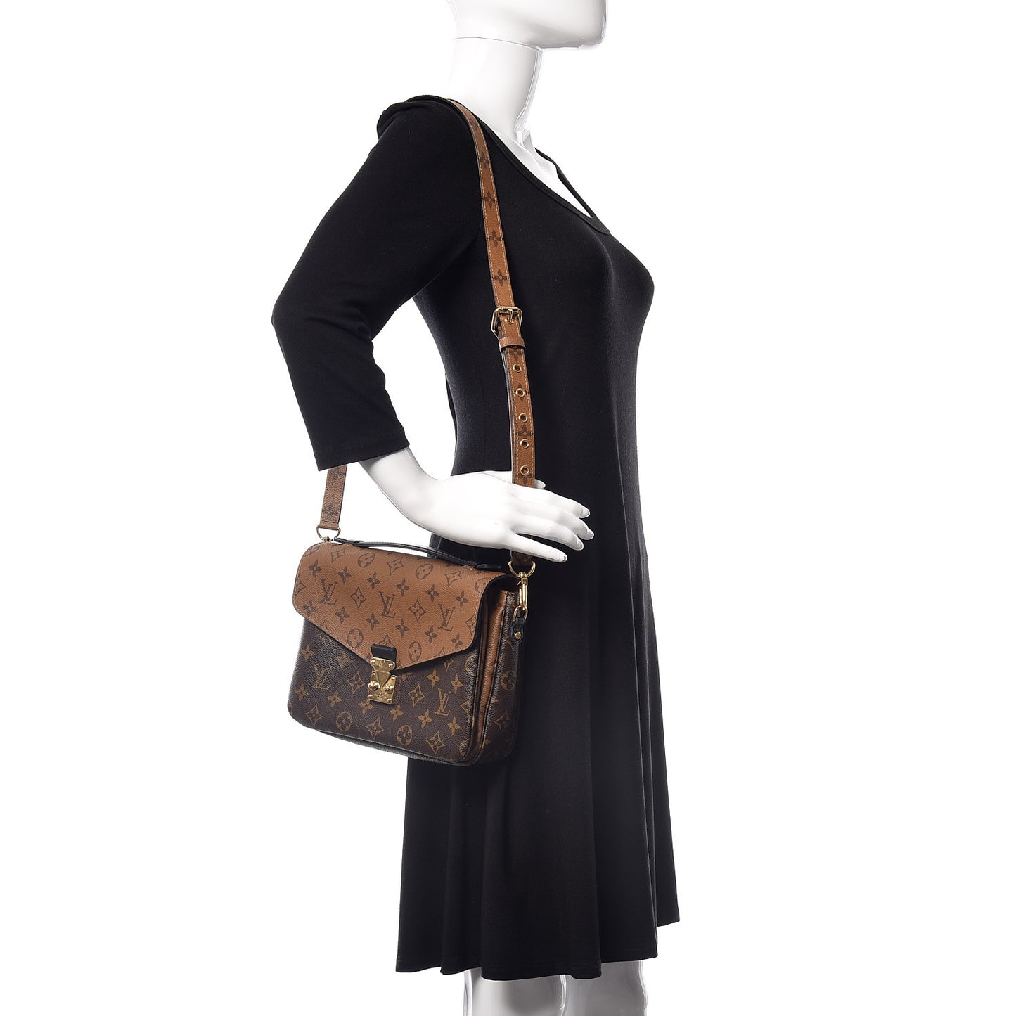 Reverse Monogram Pochette Metis