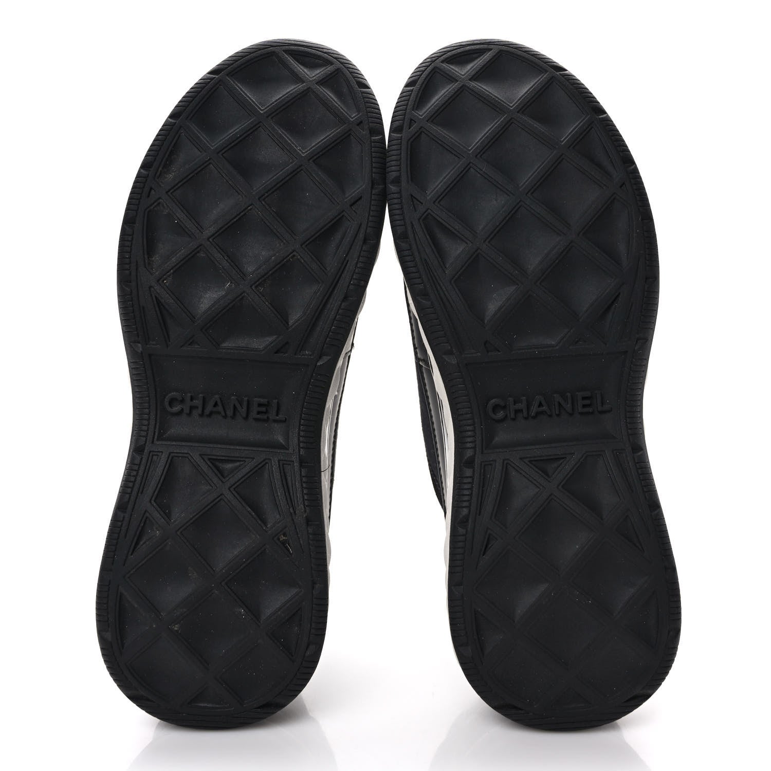 Chanel Velvet Calfskin Mixed Fibers CC Sneakers 36 Black 6 of 9