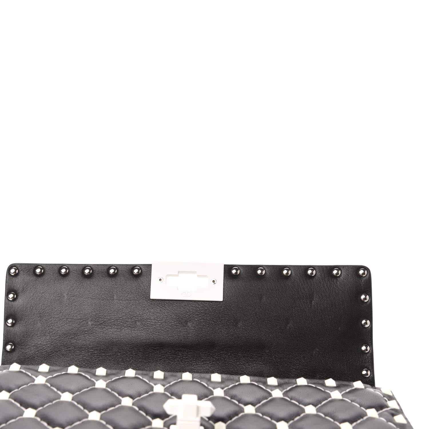 Valentino Garavani Lambskin Free Rockstud Spike Wallet On Chain Black 7 of 10