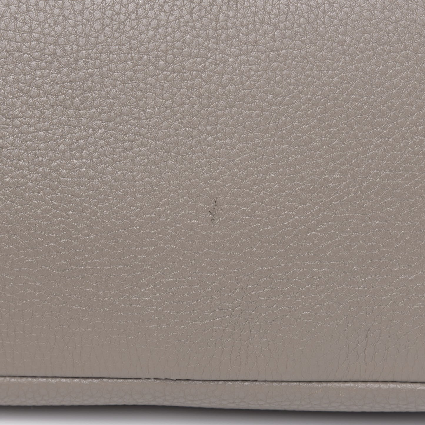 Vitello Daino Shoulder Bag Pomice