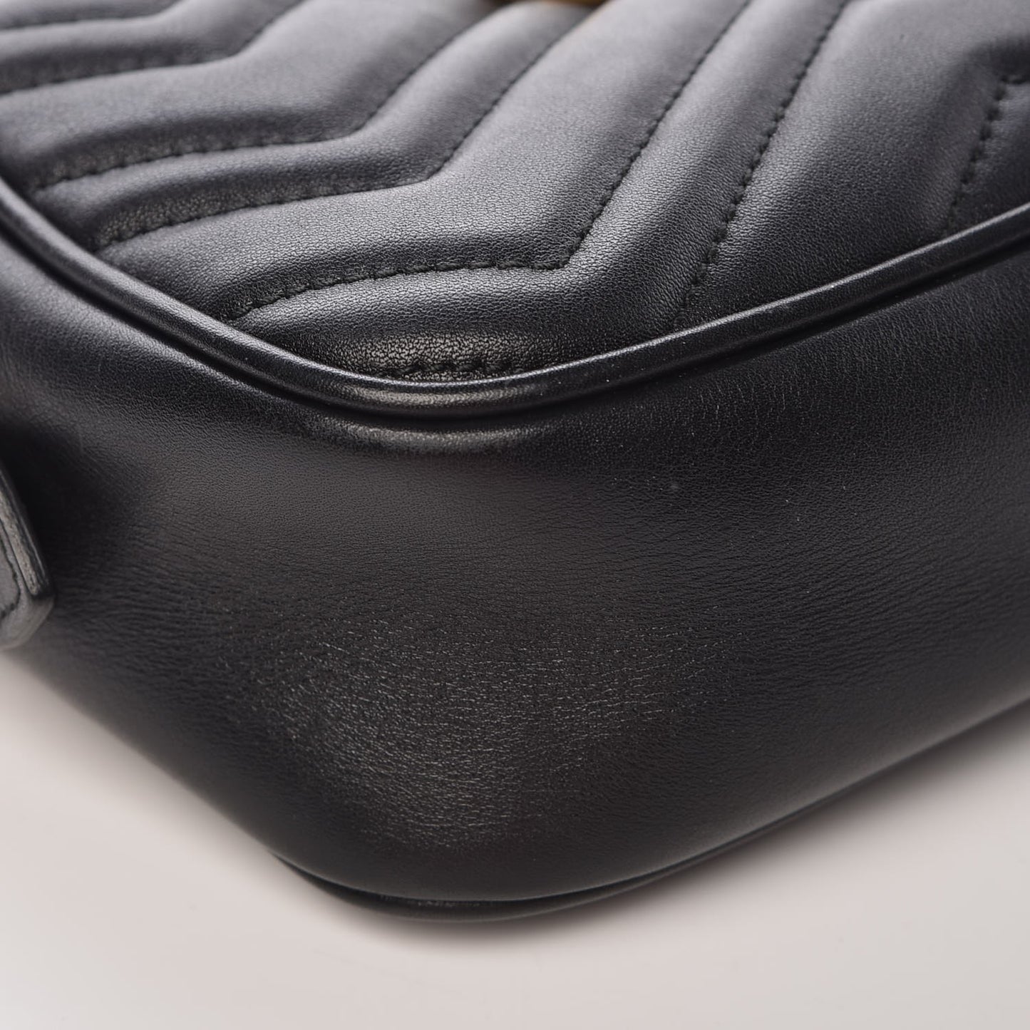 Calfskin Matelasse Mini GG Marmont Chain Shoulder Bag Black