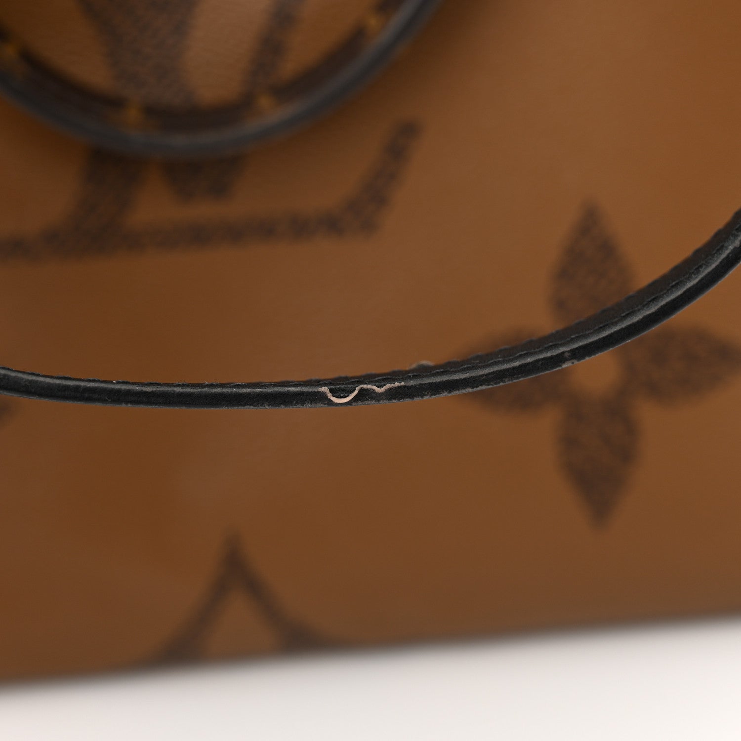 Louis Vuitton Reverse Monogram Giant Onthego MM 17 of 23