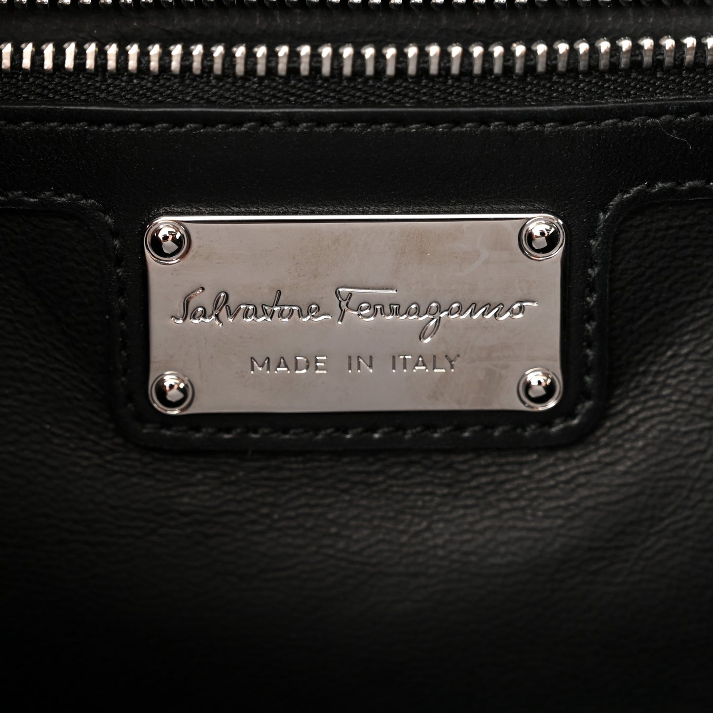 Hammered Calfskin Vara Bow Shoulder Bag Beige Black