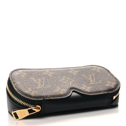 Louis Vuitton Monogram Sunglasses Pouch GM 4 of 7