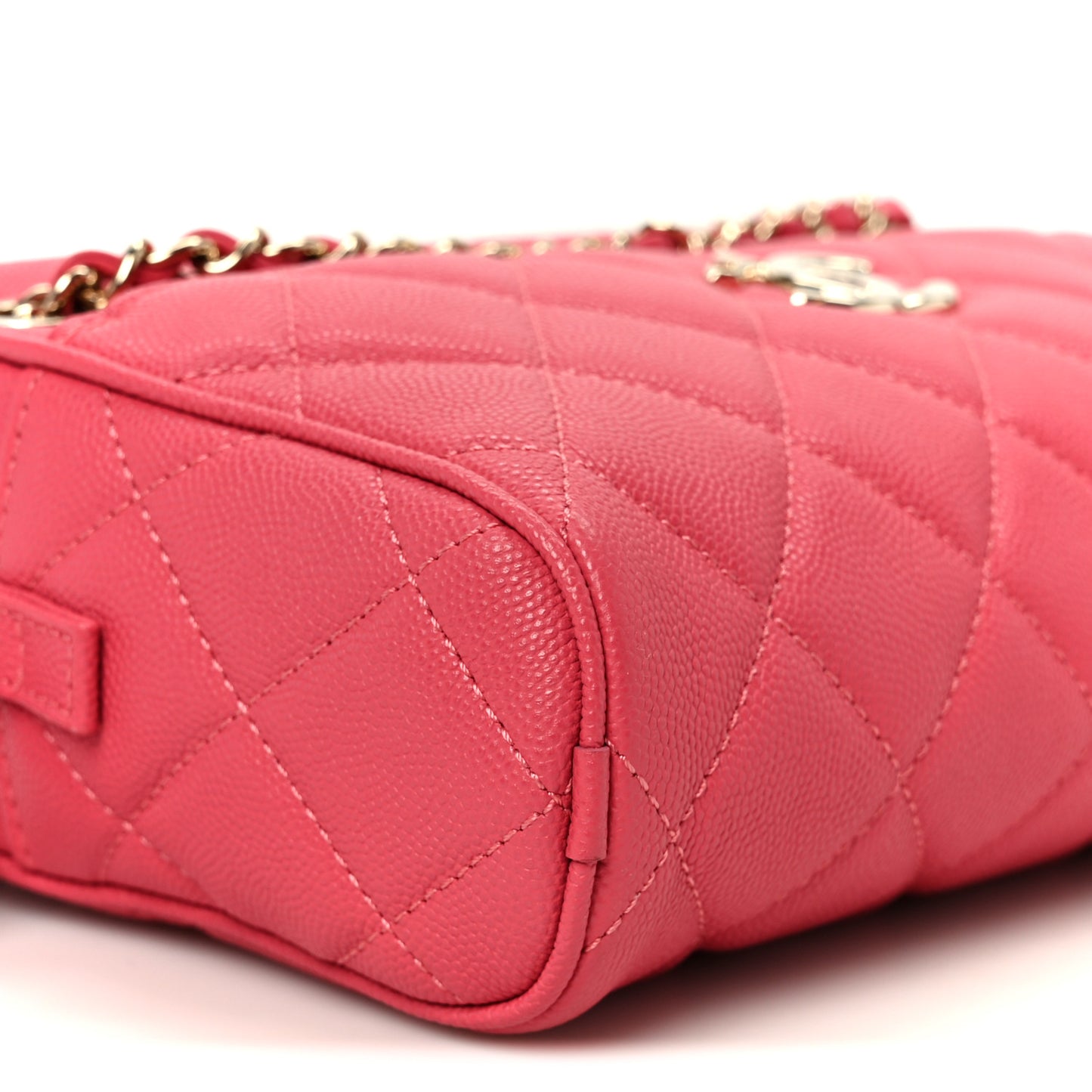 Caviar Quilted Small In & Out Camera Case Pink