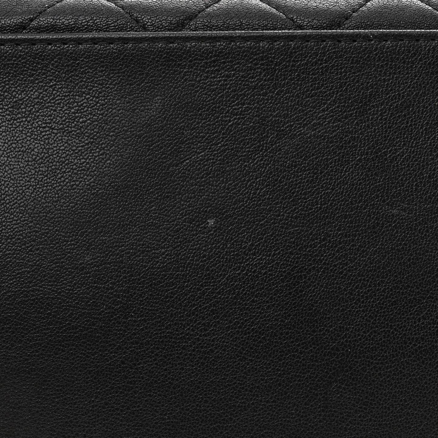 Shiny Sheepskin Quilted Large Trapezio Flap Black