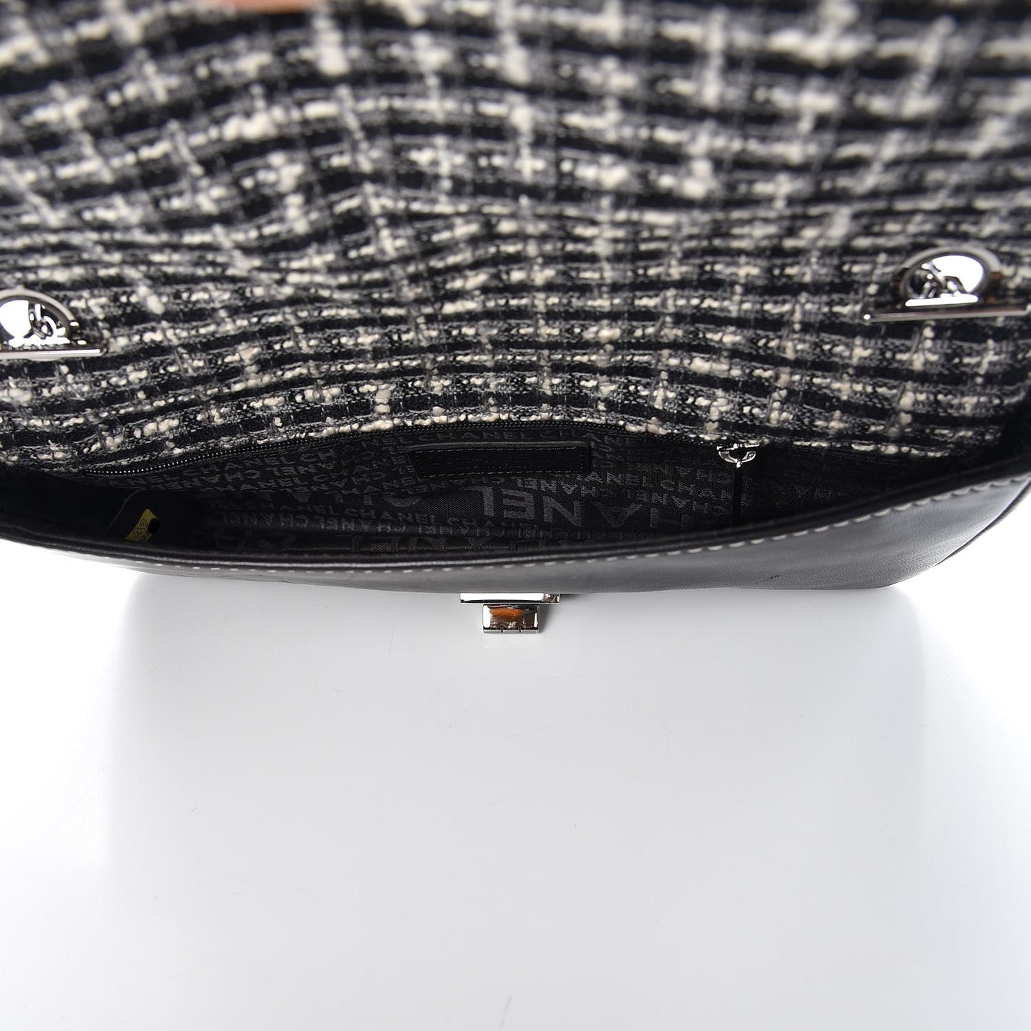 Lambskin Tweed East West Flap Black