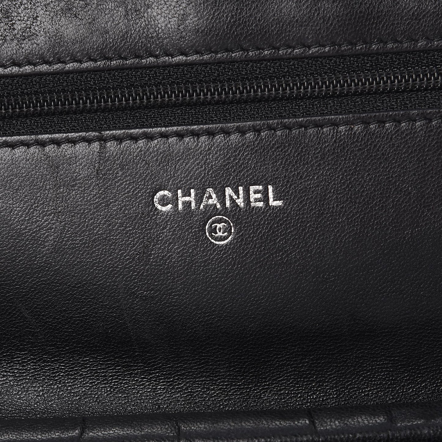 Lambskin Camellia Embossed Wallet On Chain WOC Black