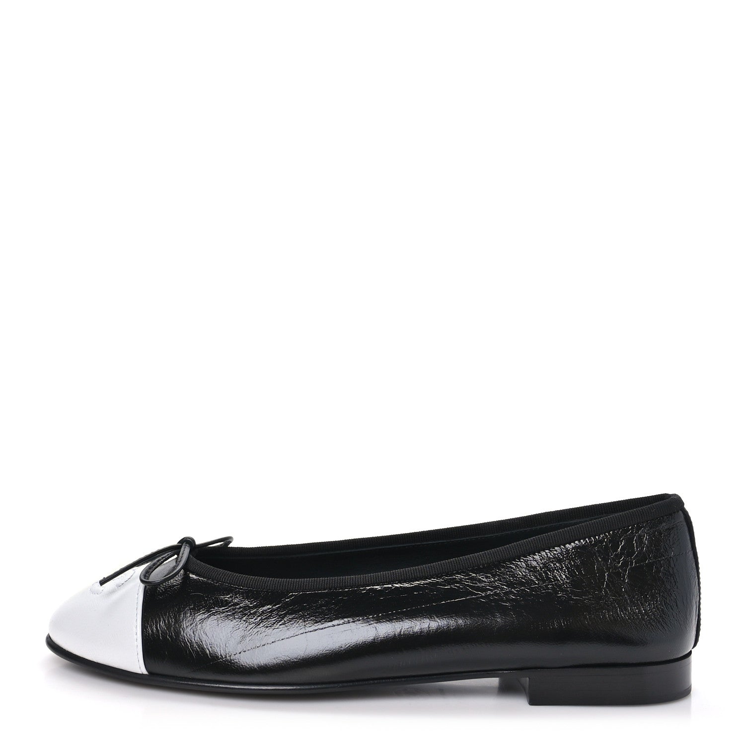 Chanel Crumpled Shiny Lambskin Cap Toe CC Ballerina Flats 39.5 Black White 1 of 10