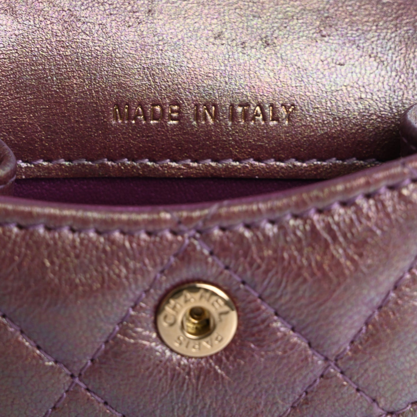 Iridescent Lambskin Quilted Airpods Pro Case Purple