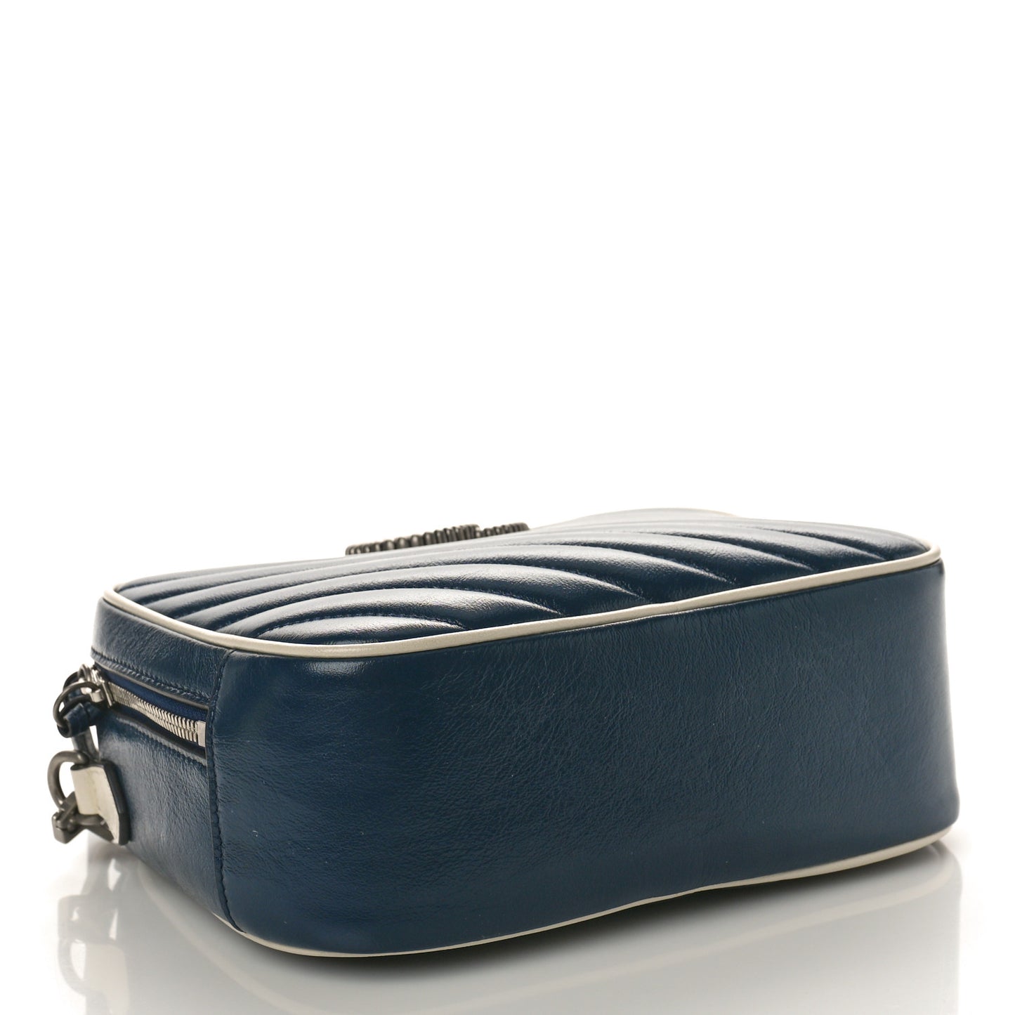Vintage Effect Calfskin Matelasse Diagonal Small Torchon GG Marmont Bamboo Top Handle Shoulder Bag Blue Agata Mystic White
