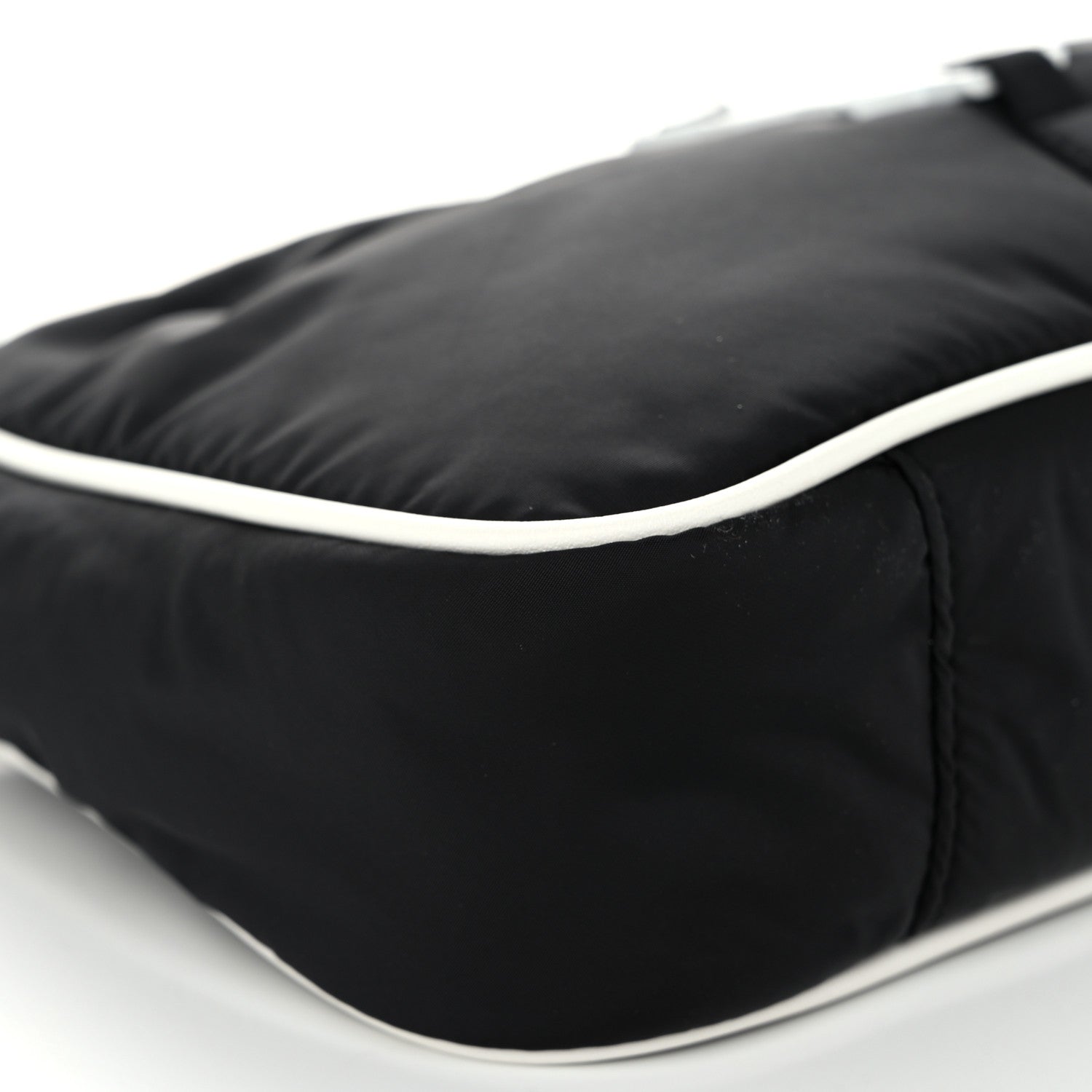 Saint Laurent Econyl Nylon Le 5 A 7 Hobo Black White 9 of 10