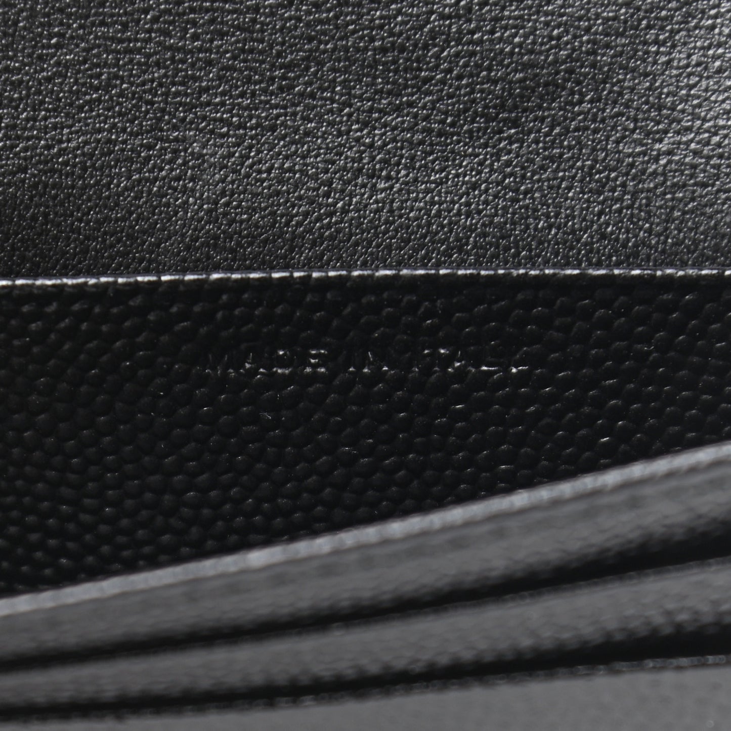 Grain De Poudre Matelasse Chevron Monogram Card Case Black