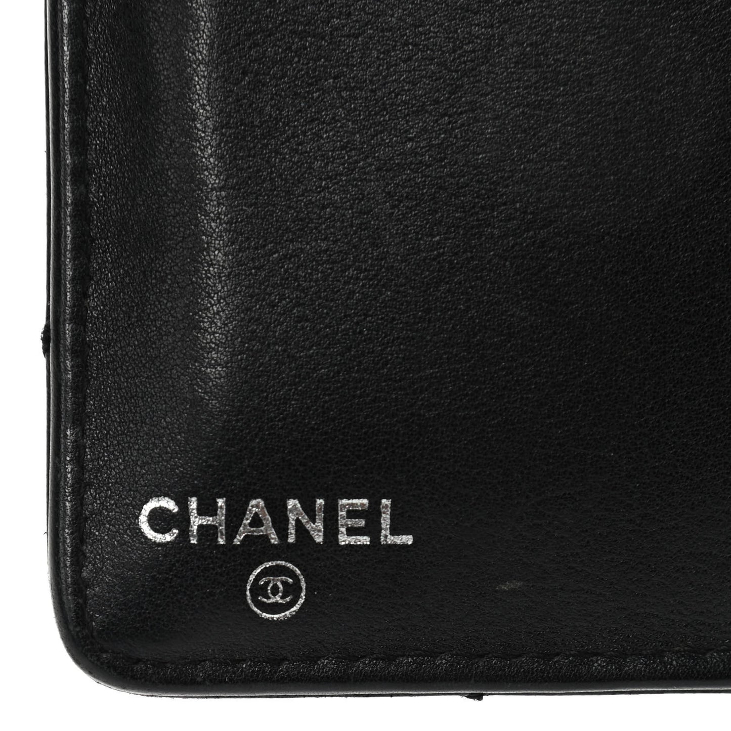 Lambskin Chevron Quilted CC Yen Wallet Black