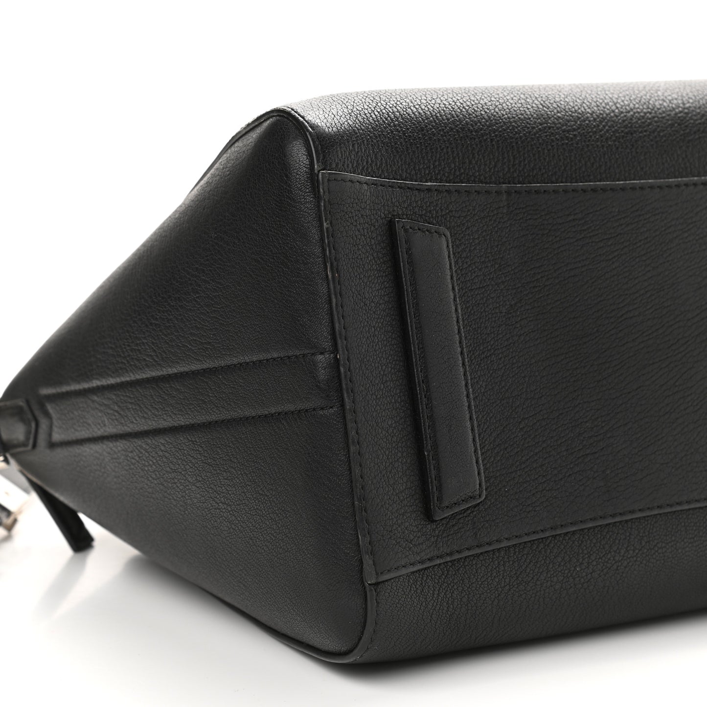 Sugar Goatskin Medium Antigona Black