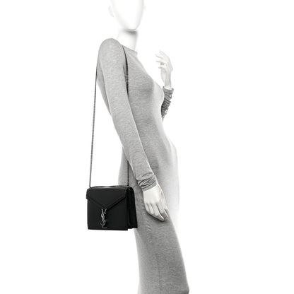 Saint Laurent Grain De Poudre Monogram Cassandra Clasp Bag Black 3 of 11