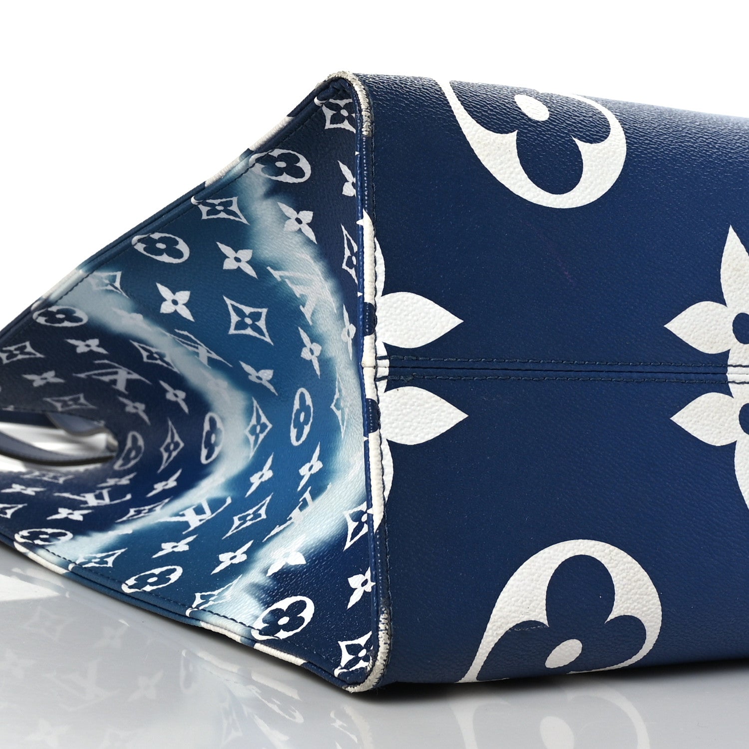 Louis Vuitton Monogram Escale Onthego GM Blue 7 of 8