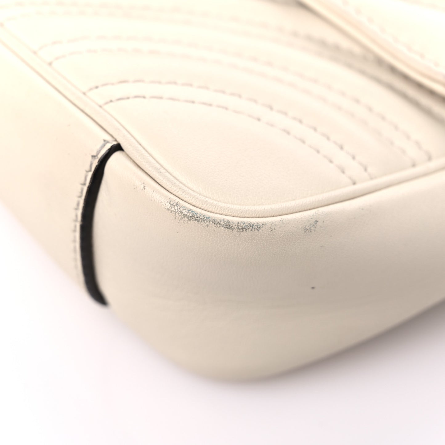 Calfskin Matelasse Mini GG Marmont Shoulder Bag White